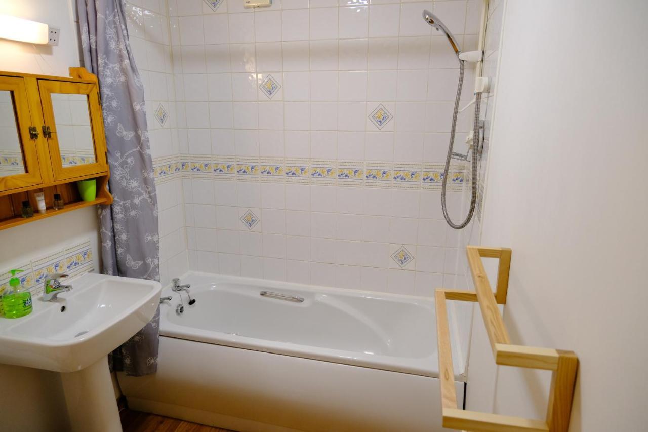 Lovely 1-bedroom With Free Parking Appartement